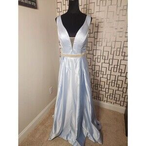 Prom Dress-Miaoduo V-Neck Wedding Gown | Size Approx. Large